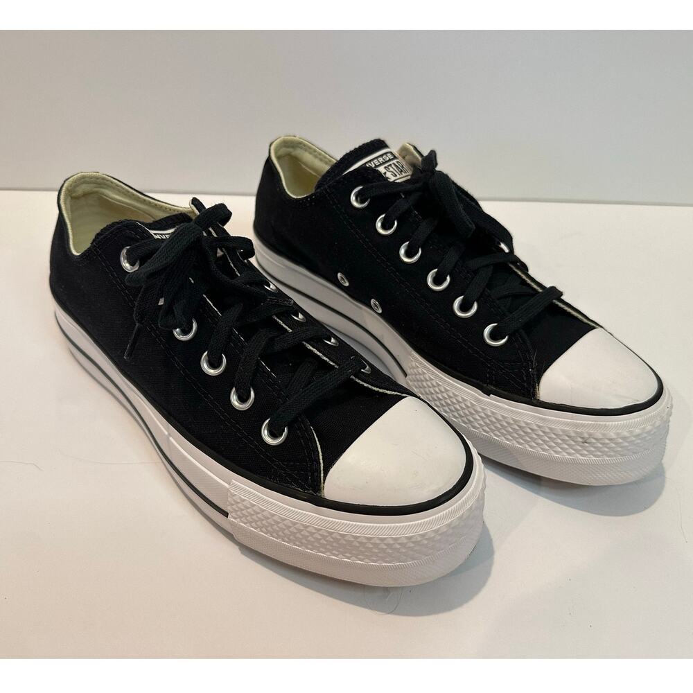 Converse Chuck Taylor Platform Low Top Sneakers Women’s 8.5 Black Streetwear